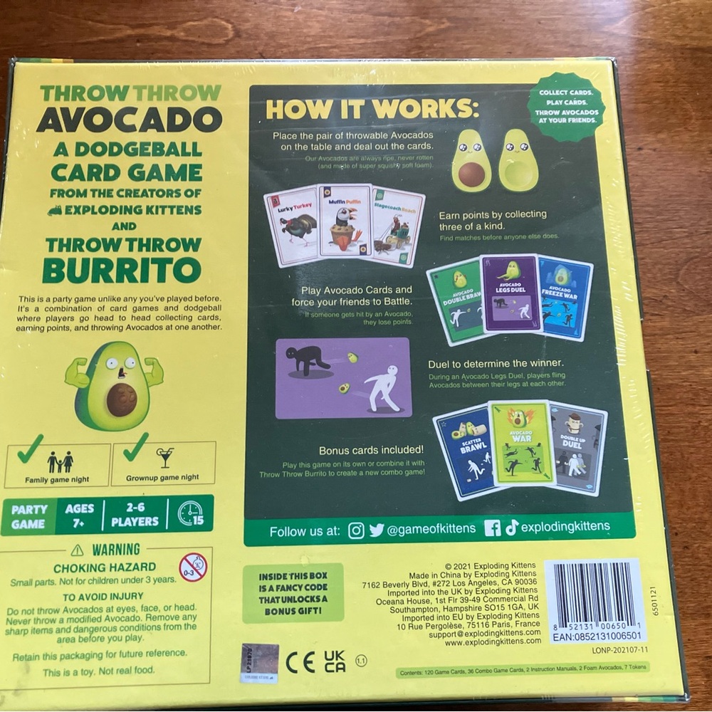 NEW Exploding Kittens Throw Throw Avocado Card Game - Picture 3 of 7